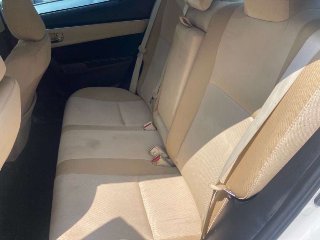 2017 Toyota Corolla Image 19