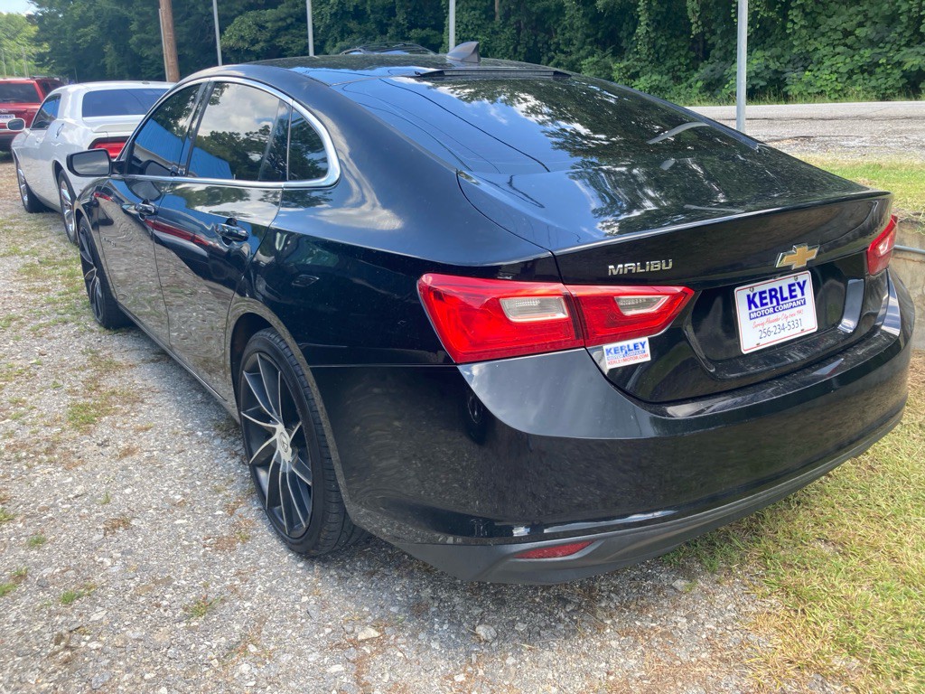2017 Chevrolet Malibu Image 6