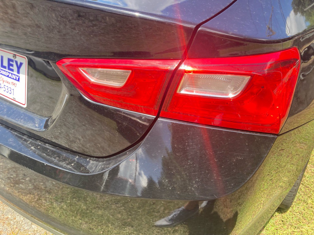 2017 Chevrolet Malibu Image 15