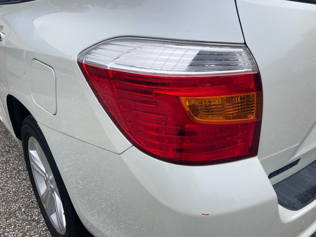 2010 Toyota Highlander Image 15