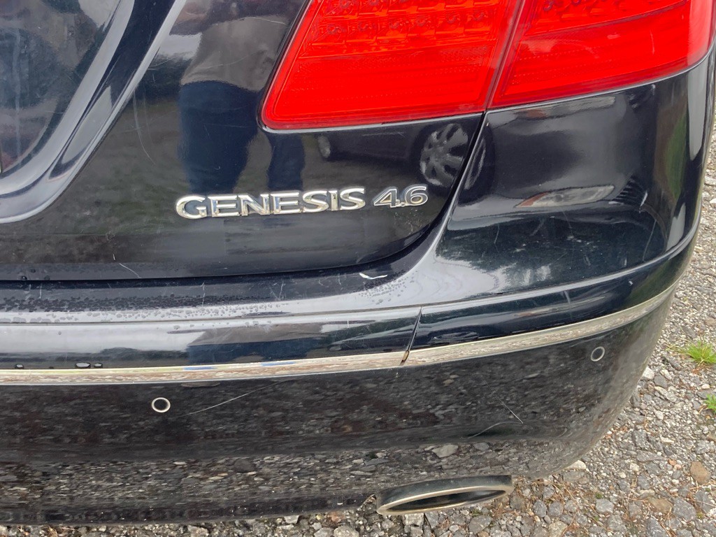2009 Hyundai Genesis Image 6