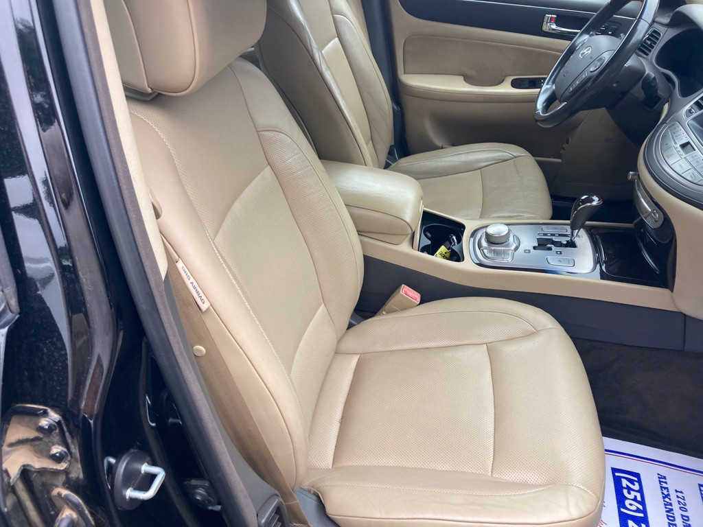 2009 Hyundai Genesis Image 27