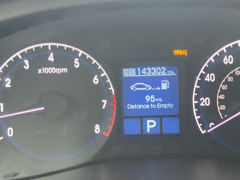 2009 Hyundai Genesis Image 33