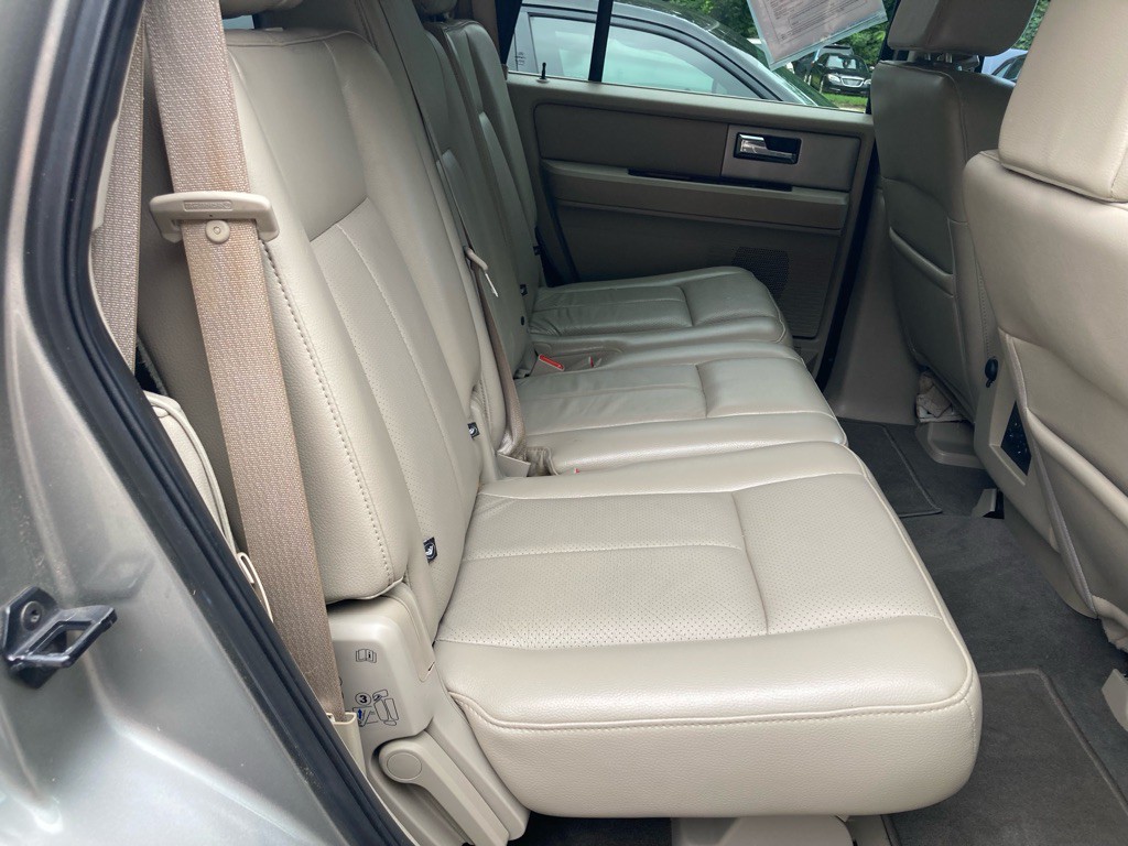 2008 Ford Expedition Image 23