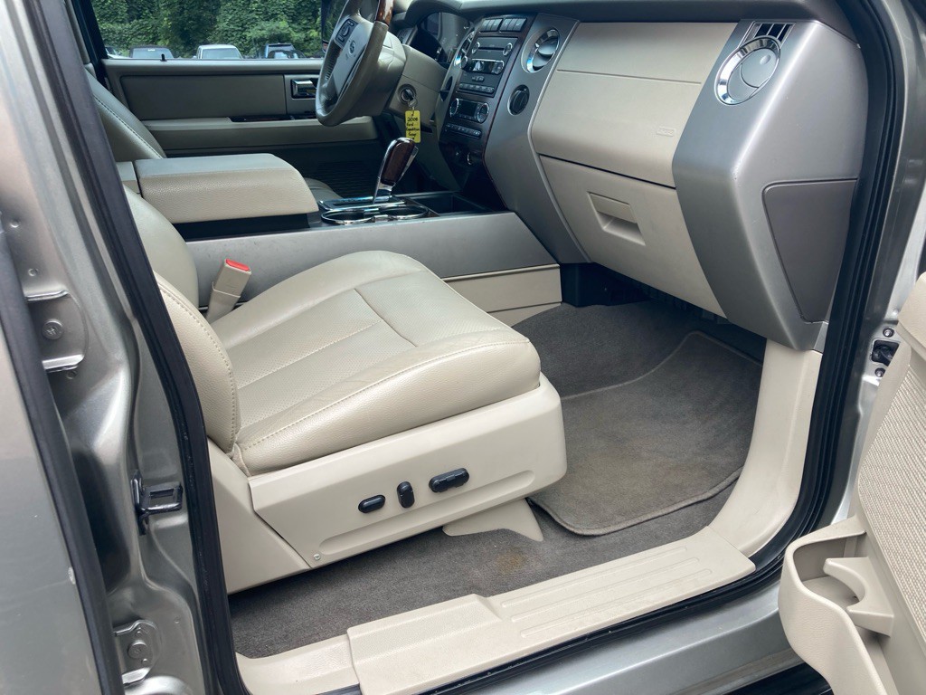 2008 Ford Expedition Image 26