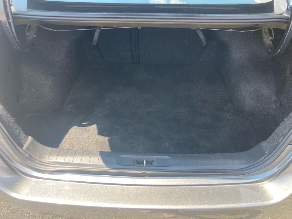2017 Nissan Altima Image 16