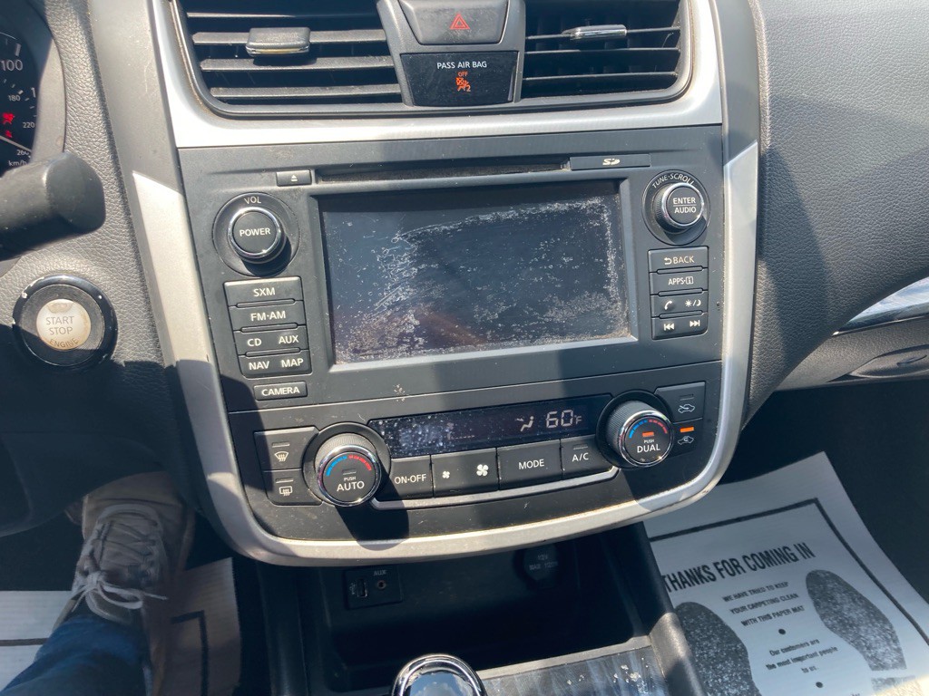 2017 Nissan Altima Image 31