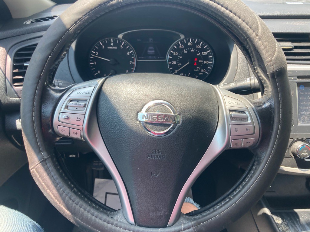 2017 Nissan Altima Image 33