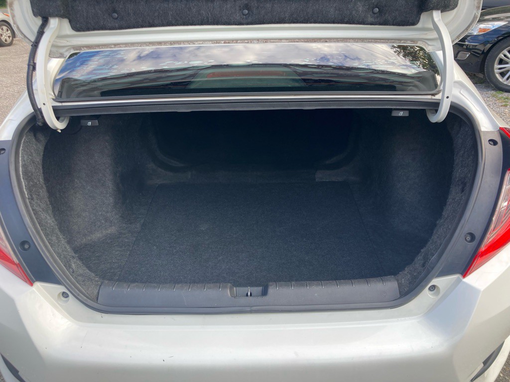 2018 Honda Civic Image 13