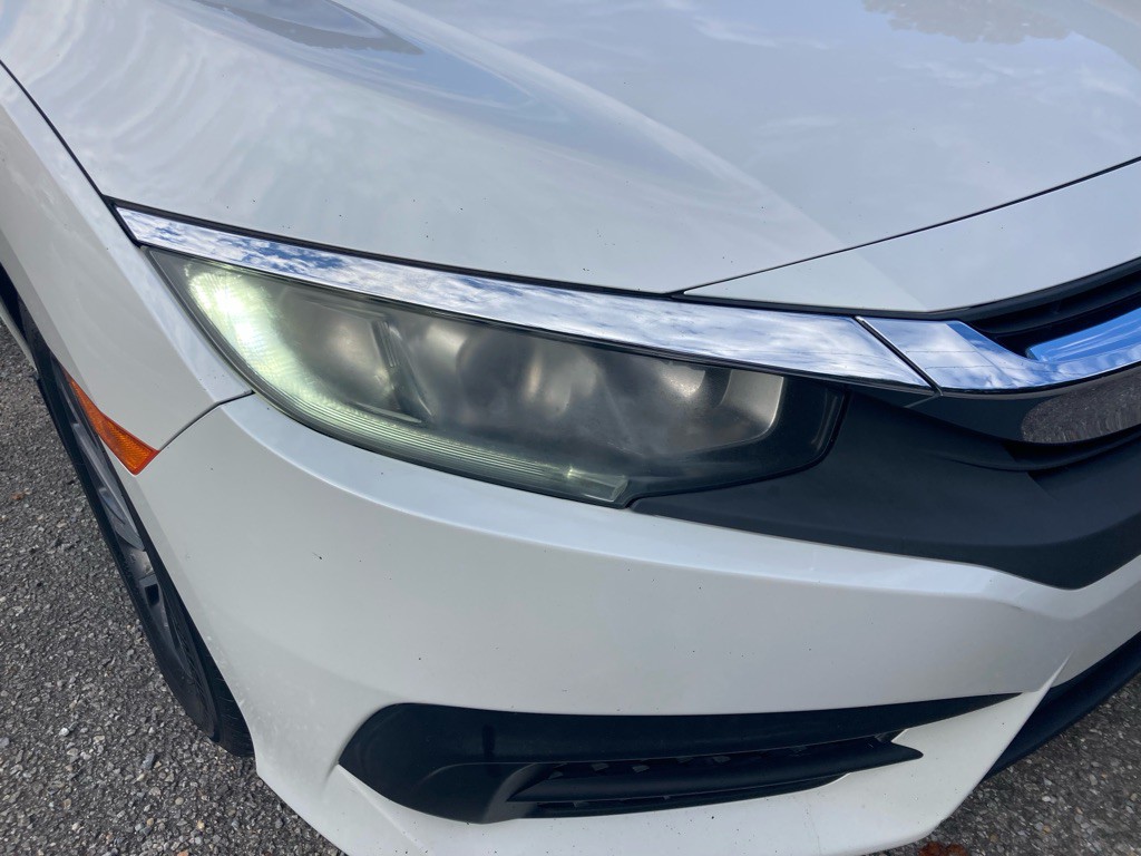 2018 Honda Civic Image 15