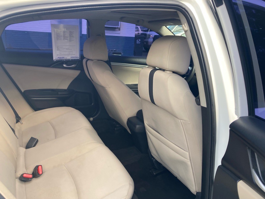 2018 Honda Civic Image 22