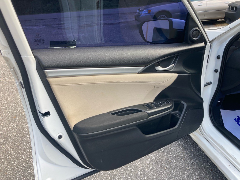 2018 Honda Civic Image 27