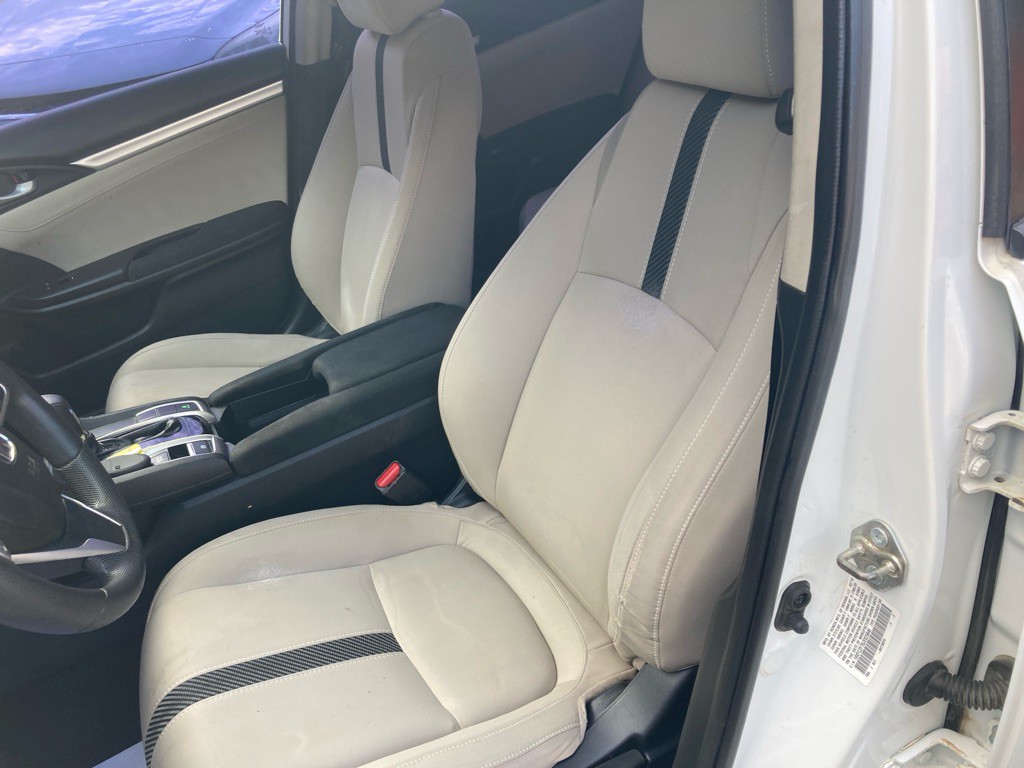 2018 Honda Civic Image 29