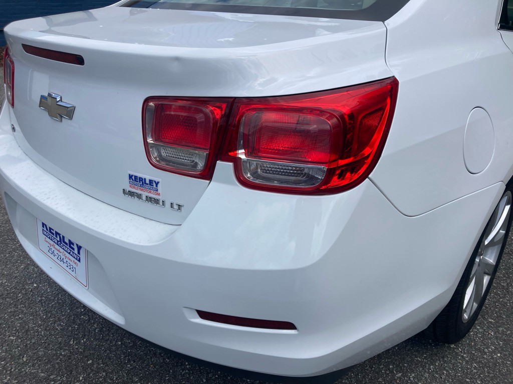 2015 Chevrolet Malibu Image 16