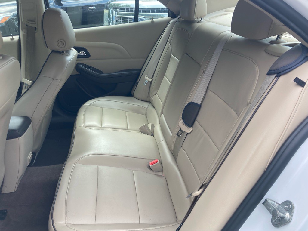 2015 Chevrolet Malibu Image 20