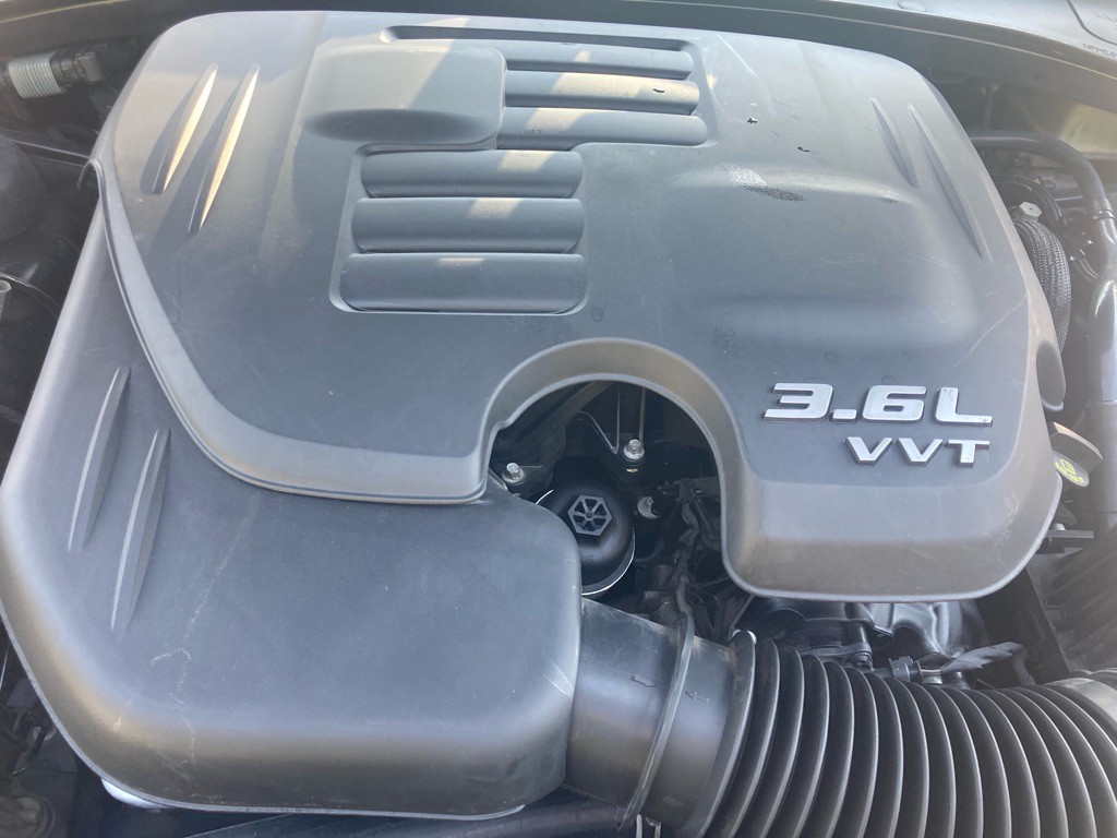 2019 Chrysler 300 Image 10