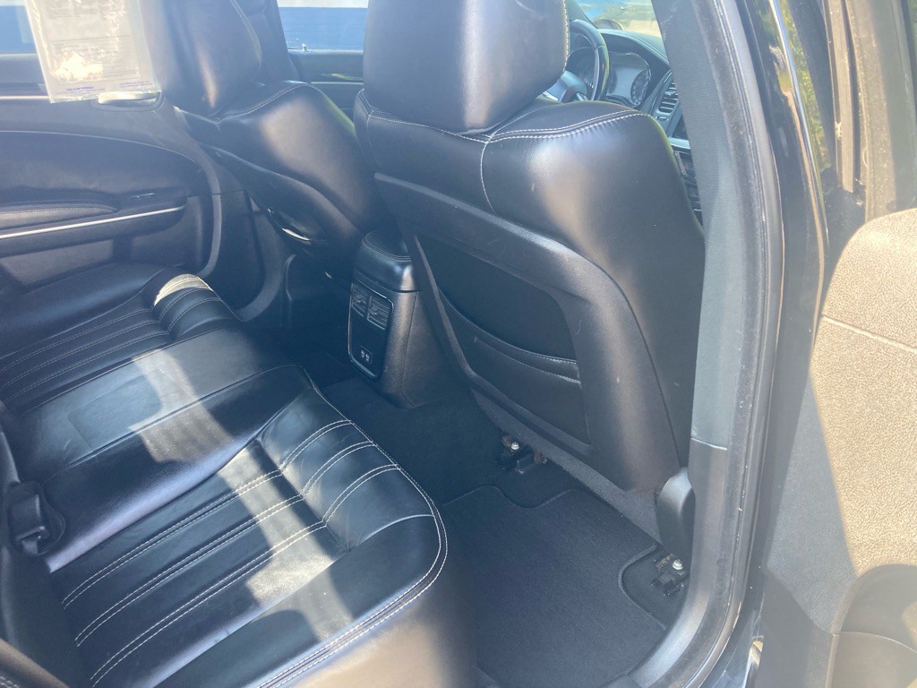 2019 Chrysler 300 Image 23