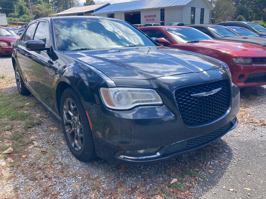 2016 Chrysler 300 Image 3