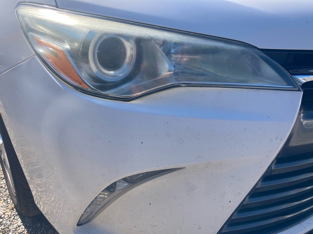 2017 Toyota Camry Image 16