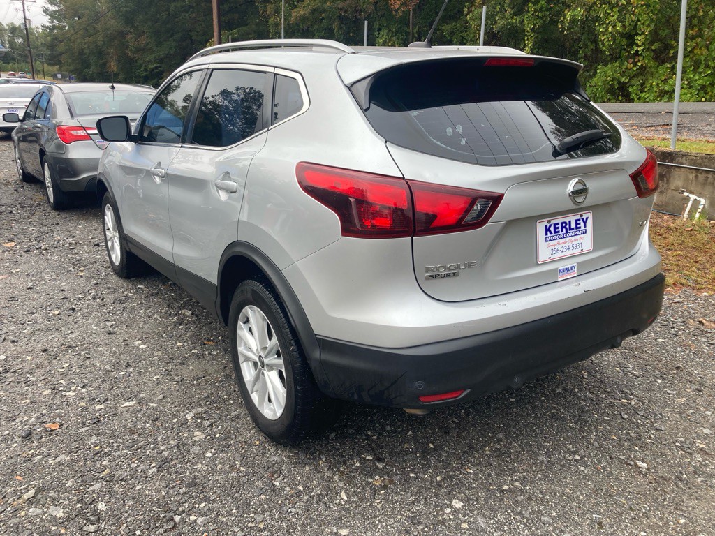 2019 Nissan Rogue Image 6