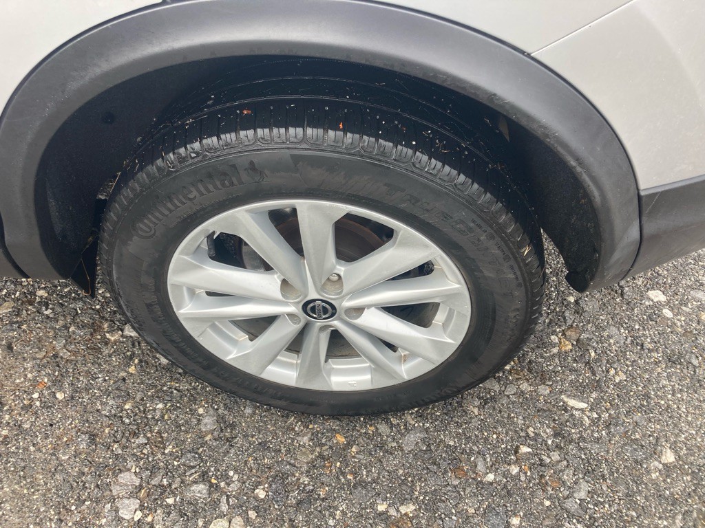 2019 Nissan Rogue Image 7