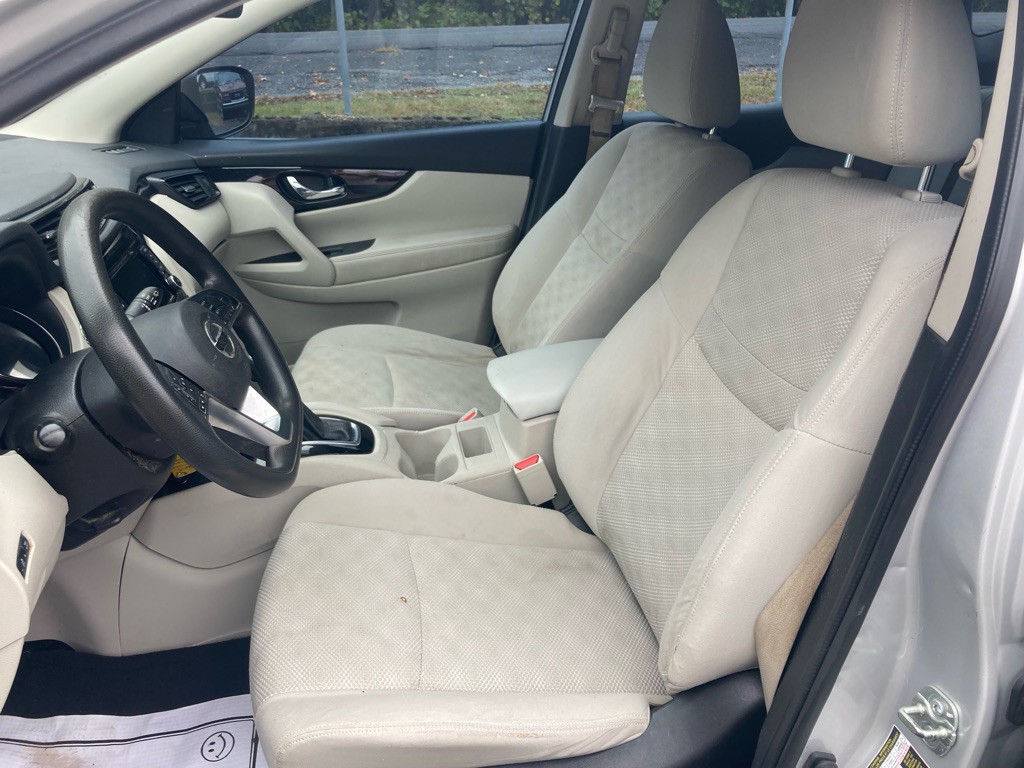 2019 Nissan Rogue Image 31