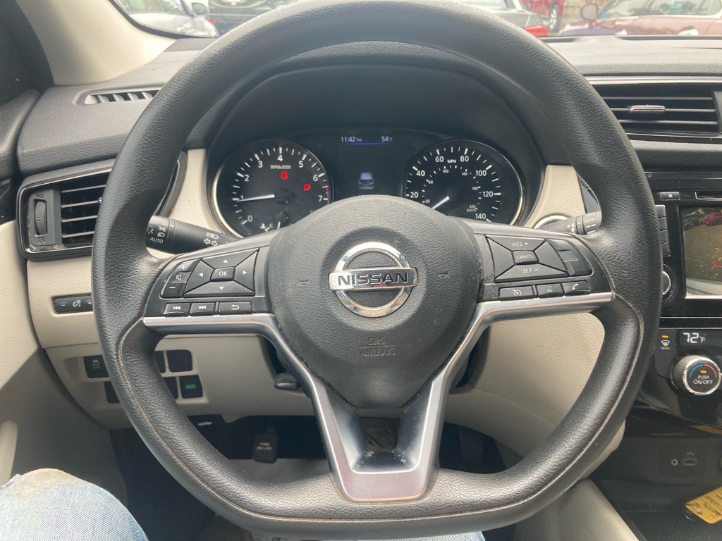 2019 Nissan Rogue Image 34