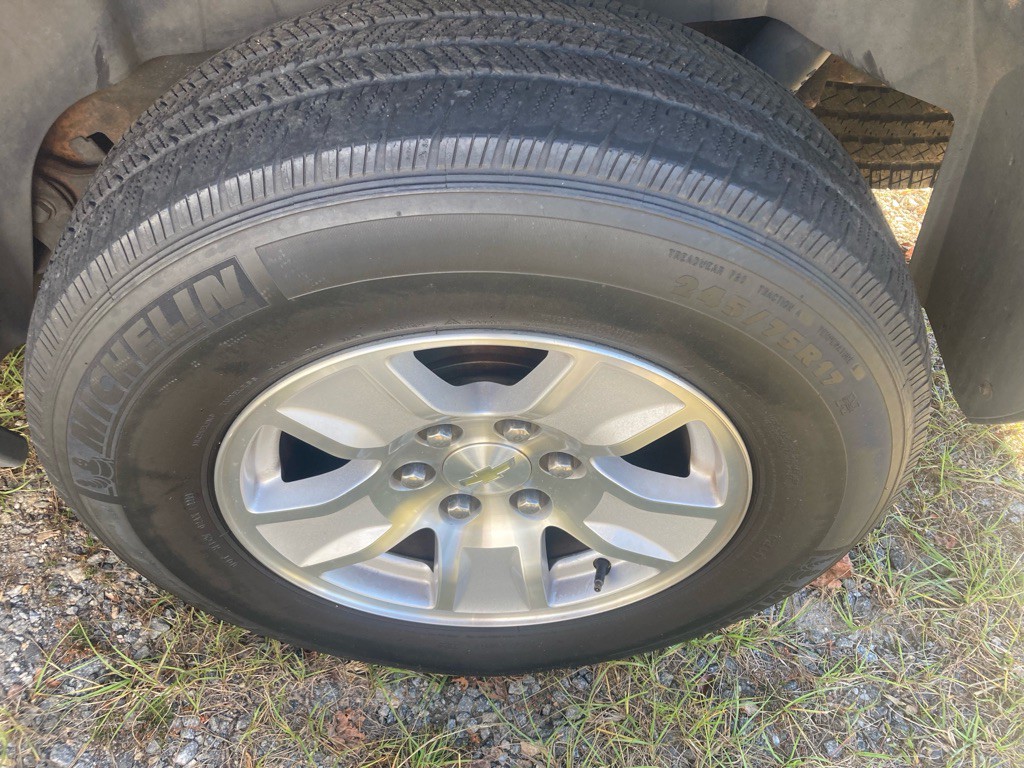 2008 Chevrolet Avalanche Image 6