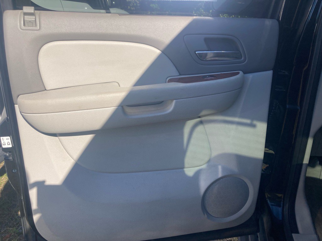 2008 Chevrolet Avalanche Image 13