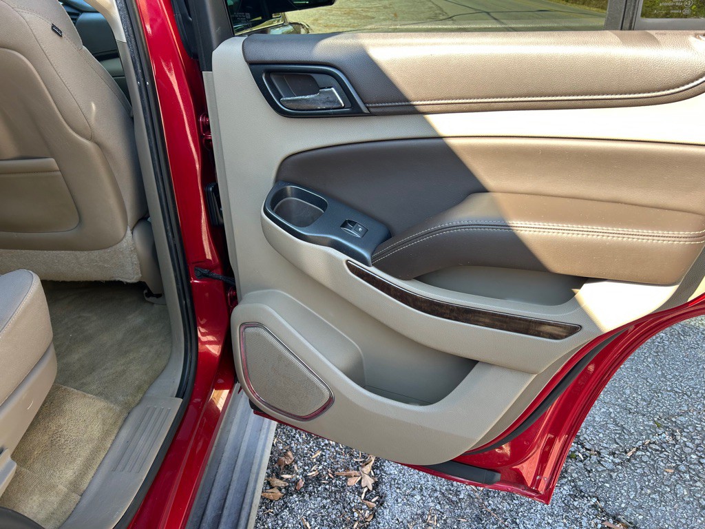 2015 Chevrolet Tahoe Image 20