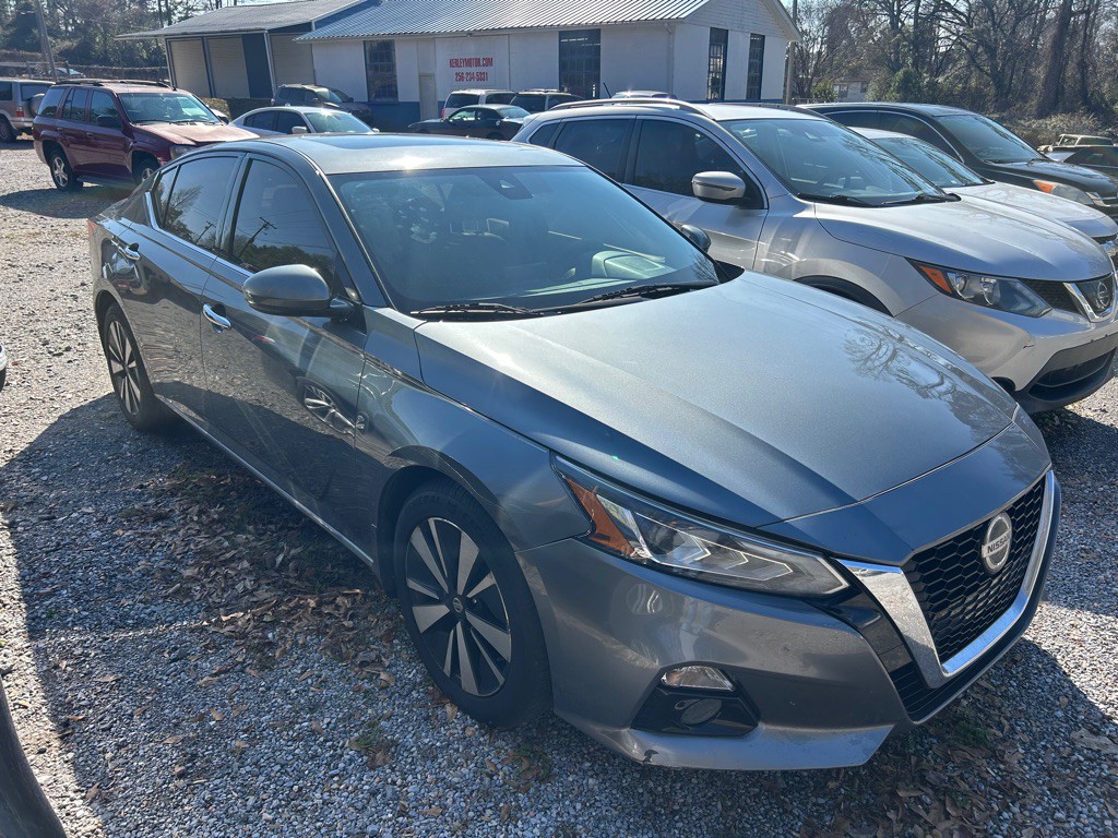 2019 Nissan Altima Image 3