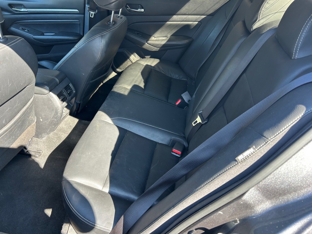 2019 Nissan Altima Image 14