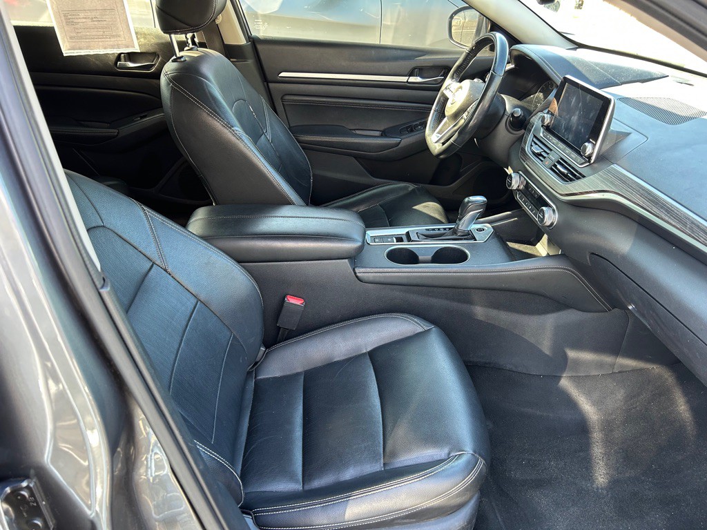 2019 Nissan Altima Image 16