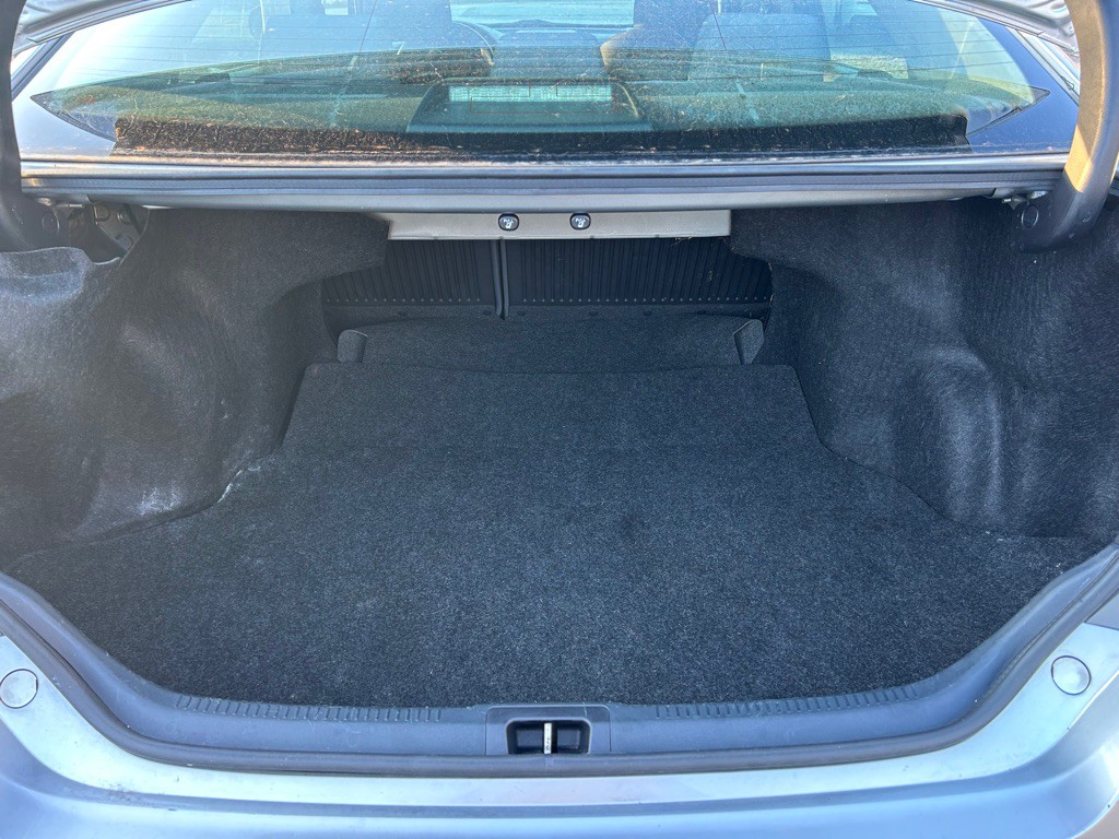 2016 Toyota Camry Image 22