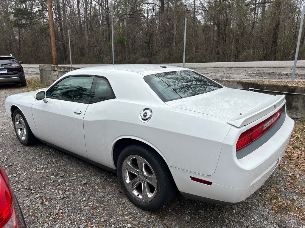 2014 Dodge Challenger Image 5