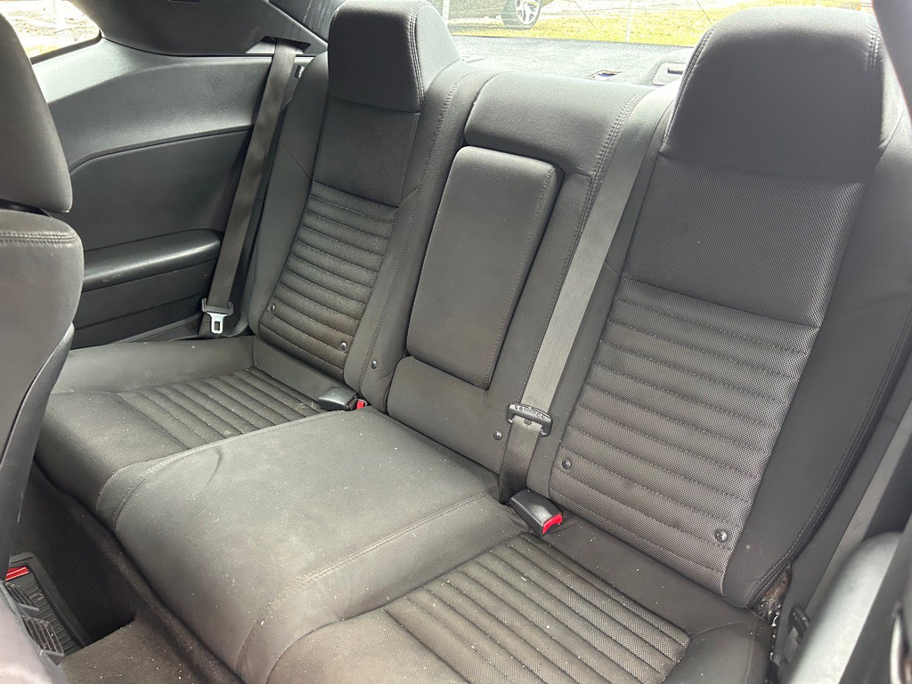 2014 Dodge Challenger Image 13