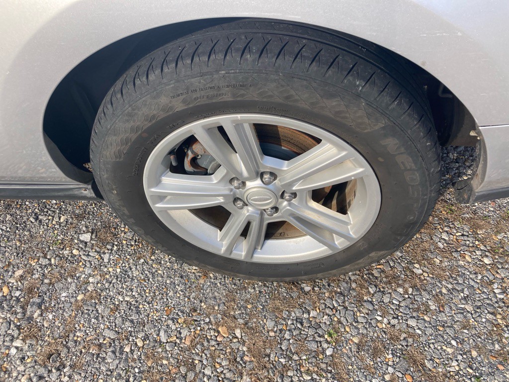 2011 Ford Mustang Image 11