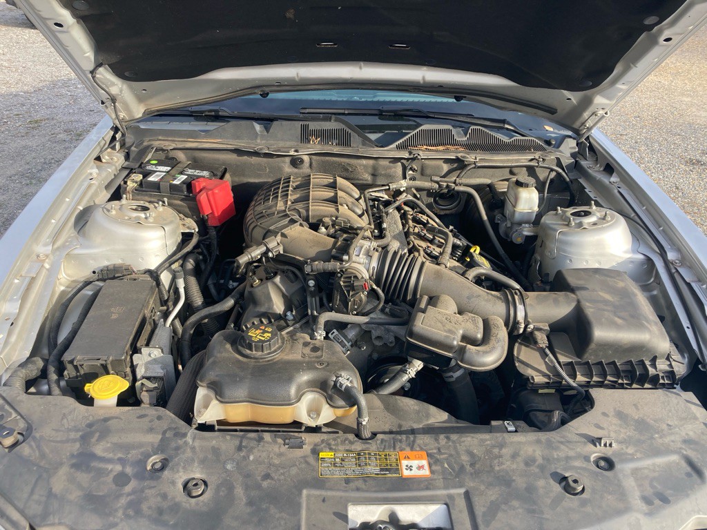 2011 Ford Mustang Image 15