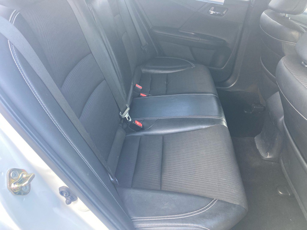 2017 Honda Accord Image 26