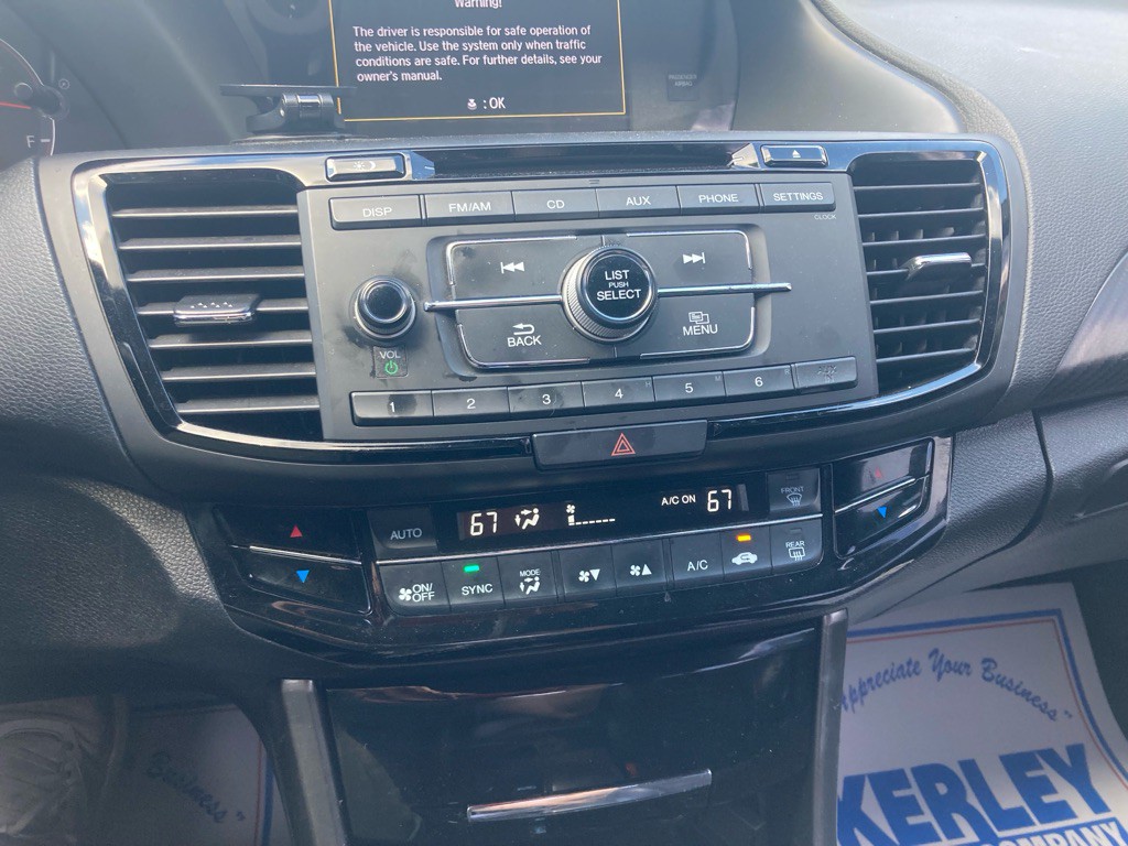 2017 Honda Accord Image 34