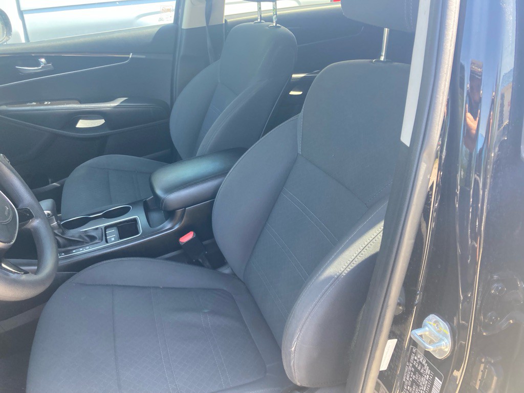 2019 Kia Sorento Image 32