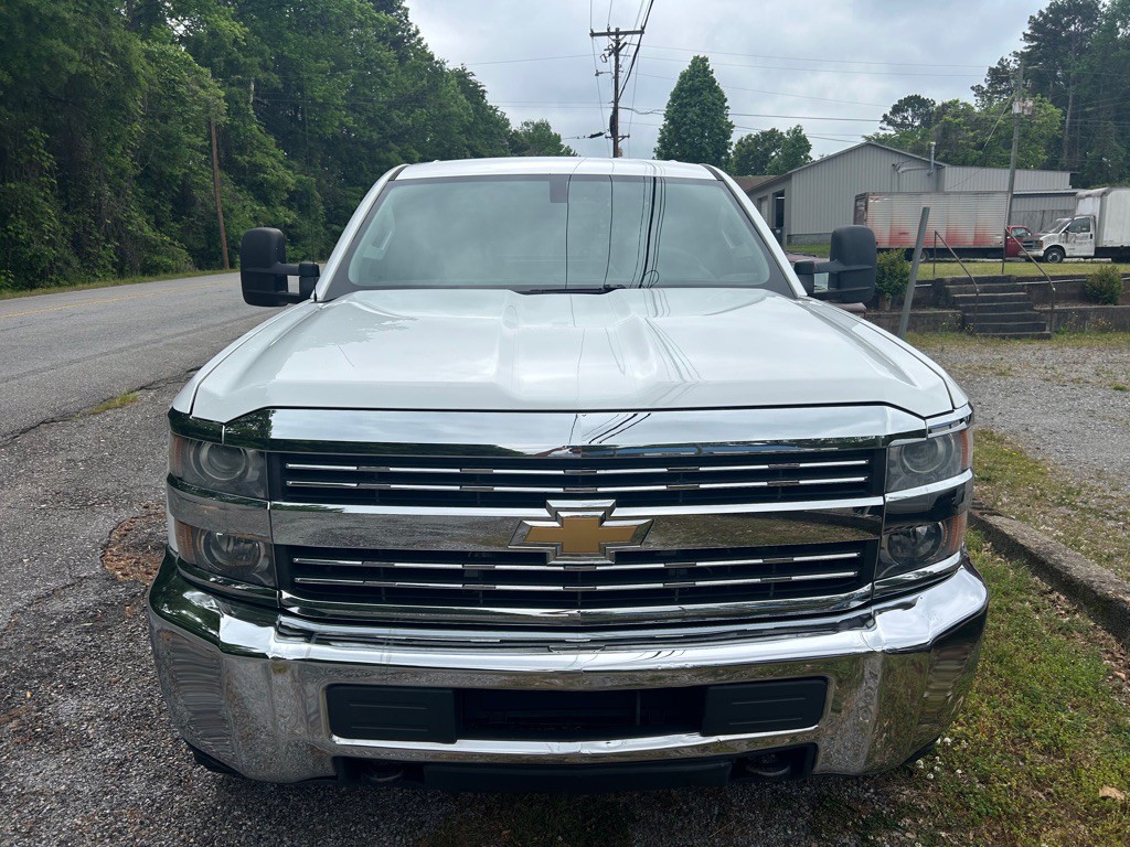 2015 Chevrolet Silverado 1500 Image 2