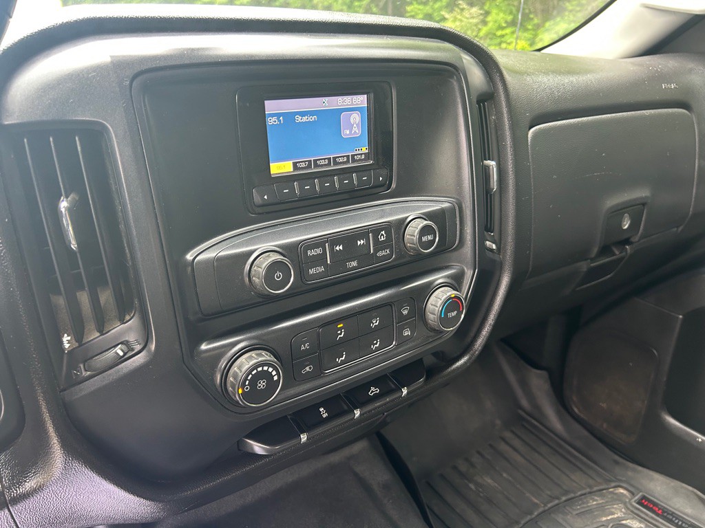 2015 Chevrolet Silverado 1500 Image 23