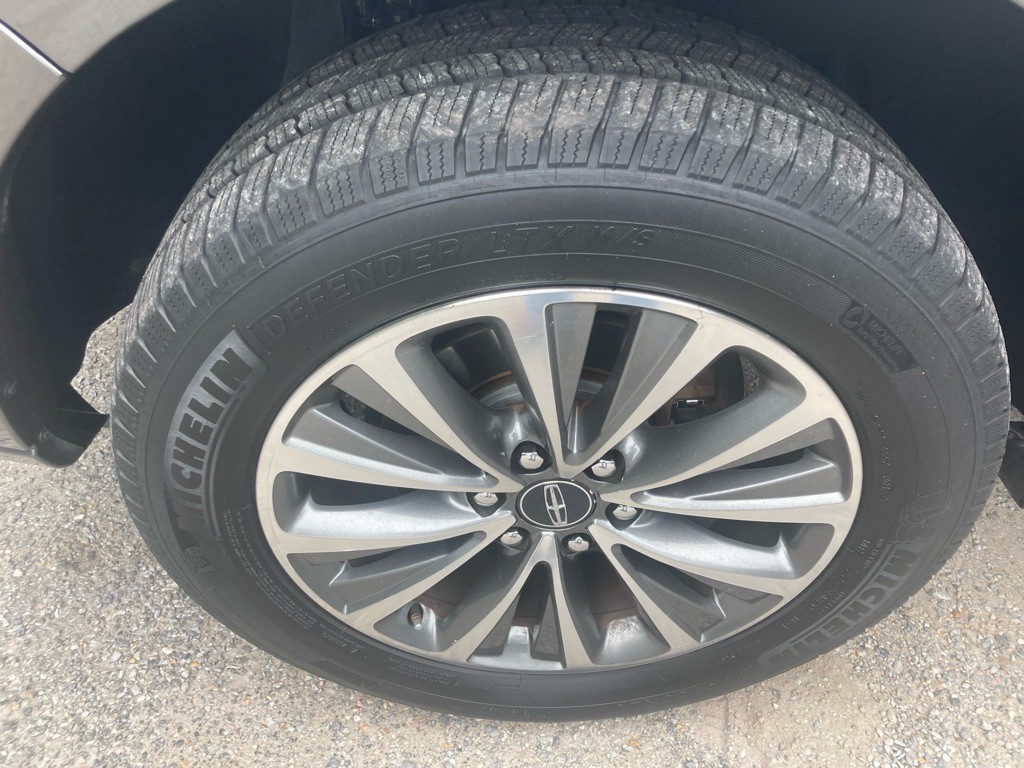 2017 Lincoln Navigator Image 14