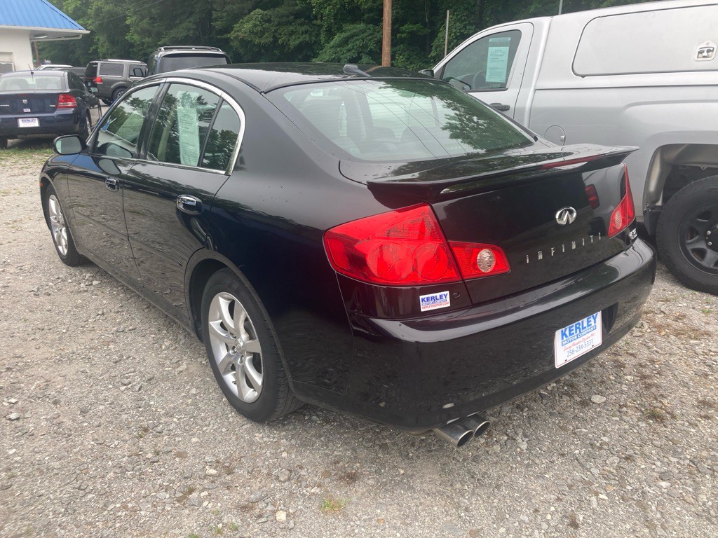 2005 INFINITI G35 Image 6