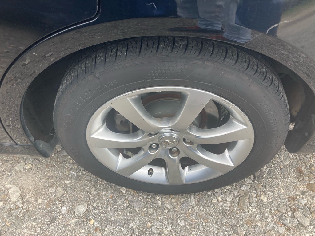 2005 INFINITI G35 Image 11