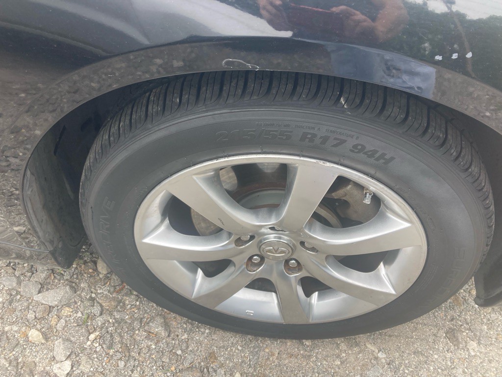 2005 INFINITI G35 Image 13