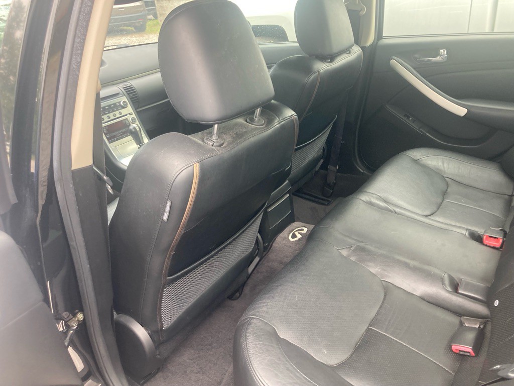 2005 INFINITI G35 Image 19
