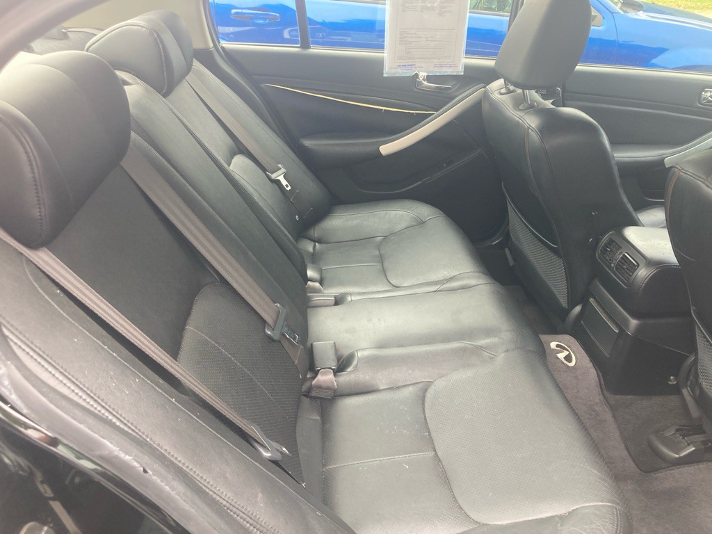 2005 INFINITI G35 Image 23