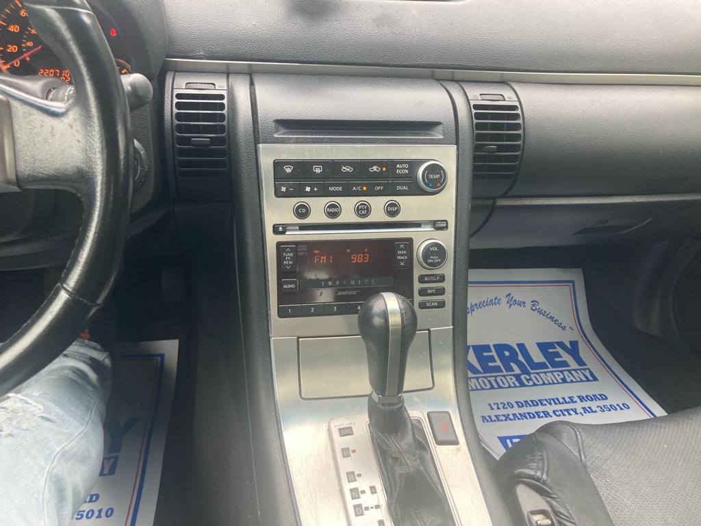 2005 INFINITI G35 Image 30